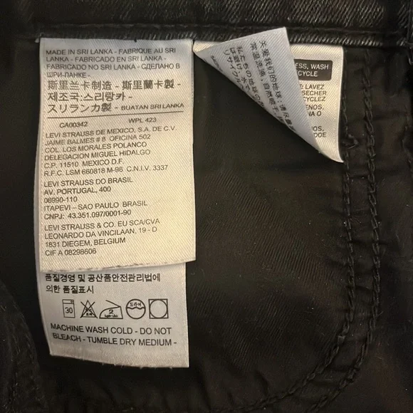 Levi’s 311 Shaping Skinny Ankle Black Jeans - Picture 8 of 8